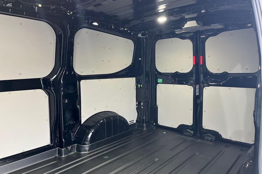 Used Ford TRANSIT CUSTOM 5