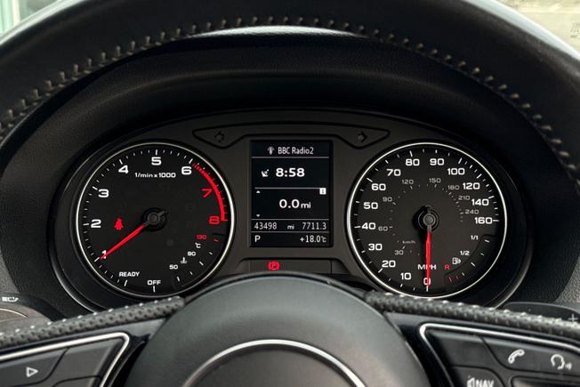 AUDI Q2 Photo 15