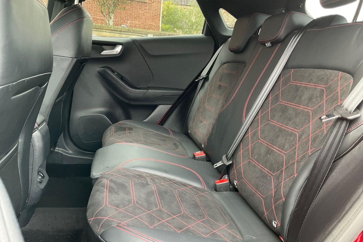 Ford PUMA Photo 19