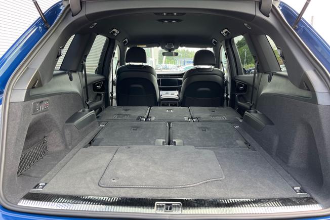 Audi Q7 Photo 37