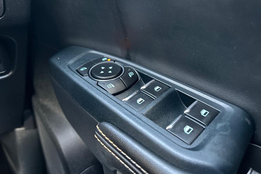 Ford RANGER Photo autoimg-684a56f2e0e8faa464de4723cfc4aa5bca1dd239.jpg