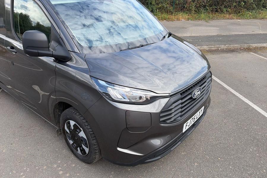 Ford TRANSIT CUSTOM Photo autoimg-684d00f916473ae432f05affa7ace2b705f8057b.jpg