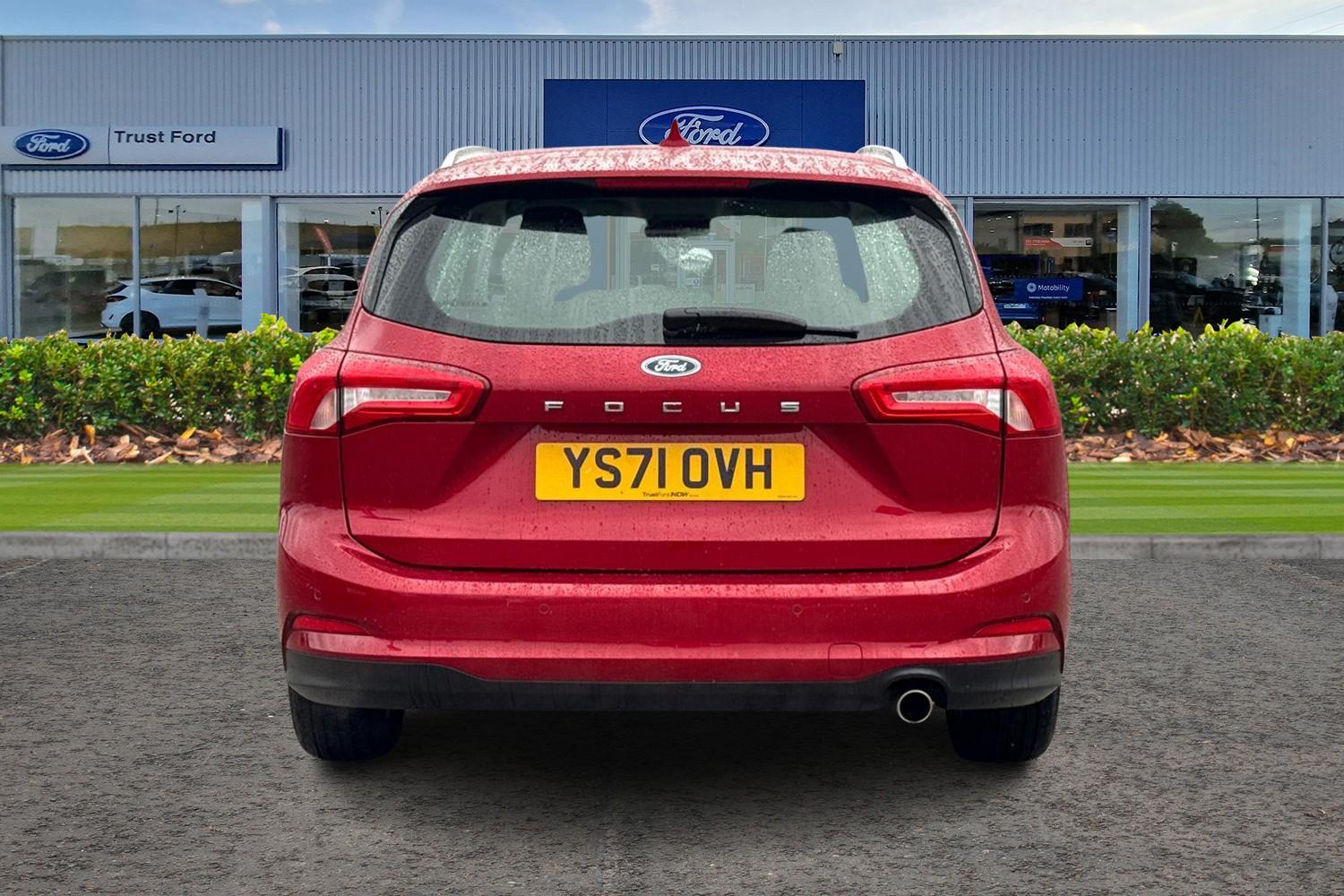 Ford FOCUS Photo 6