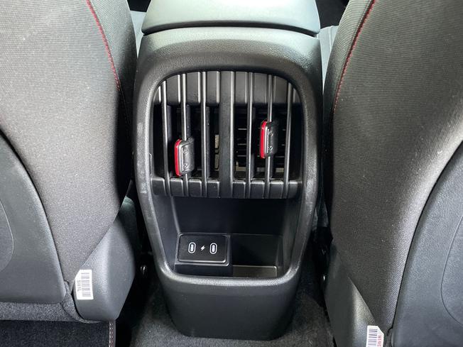 HYUNDAI Kona Photo 36