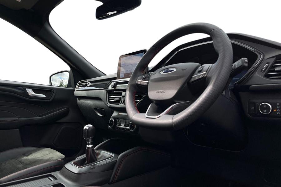 Ford Kuga Photo autoimg-6852d3c7657088c346eb05aa069005bad59678b5.jpg