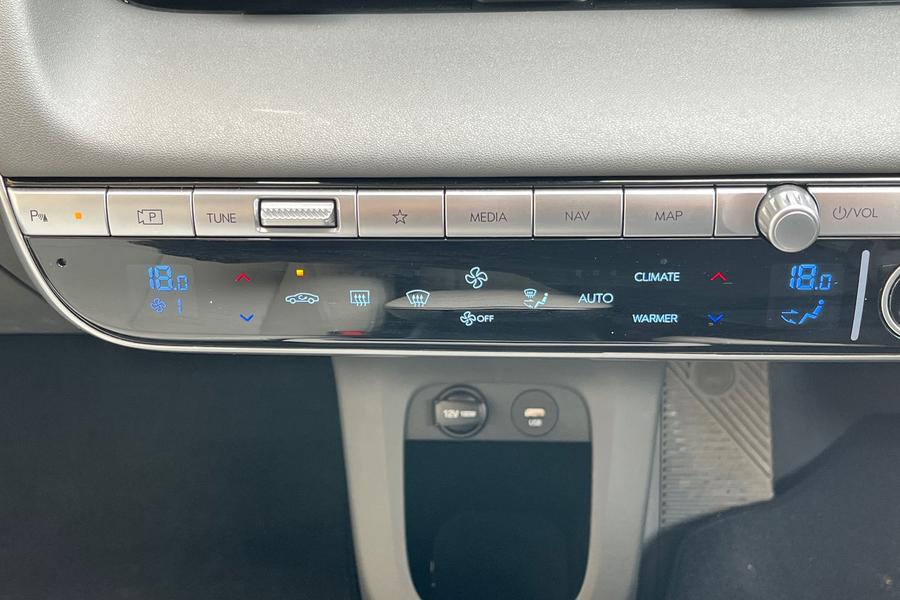 Hyundai IONIQ 5 Photo autoimg-6856d7905880cecf6cb973469e8817a696cb242e.jpg