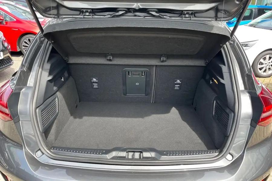 Ford FOCUS Photo autoimg-6857b658689839c39d75d5ae827b7503c81297a5.jpg