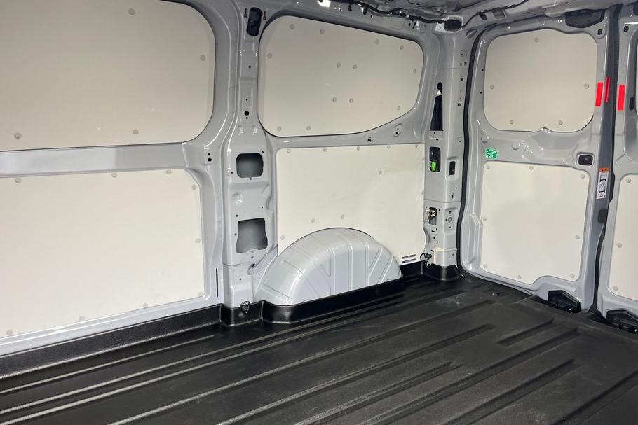 Used Ford E-TRANSIT CUSTOM WR75MZN 5