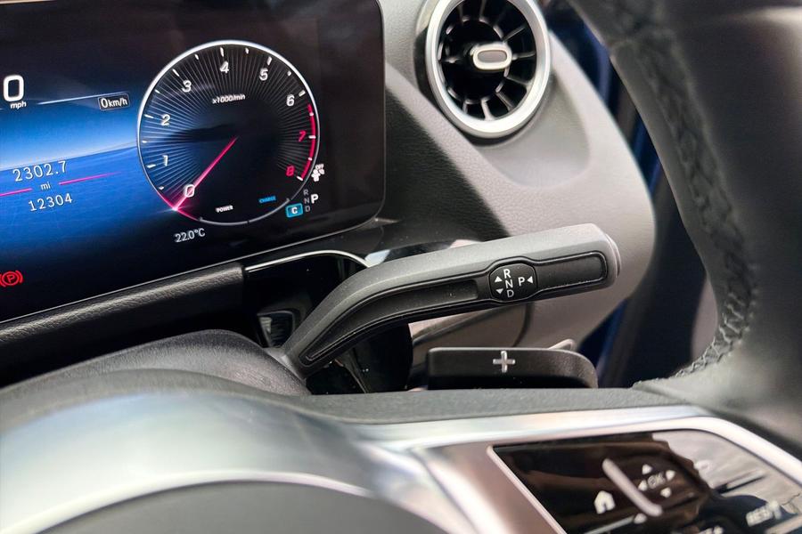 Mercedes-Benz GLA Photo autoimg-685bc886d2e42a47198e1df4da49820b271eba5c.jpg