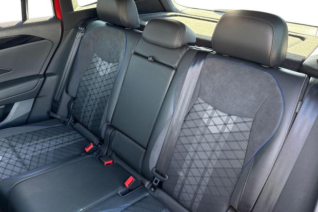 VOLKSWAGEN Tiguan Photo 9