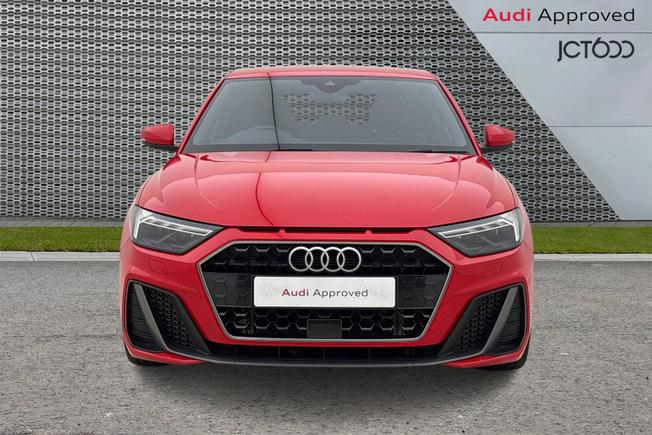 AUDI A1 Photo 8