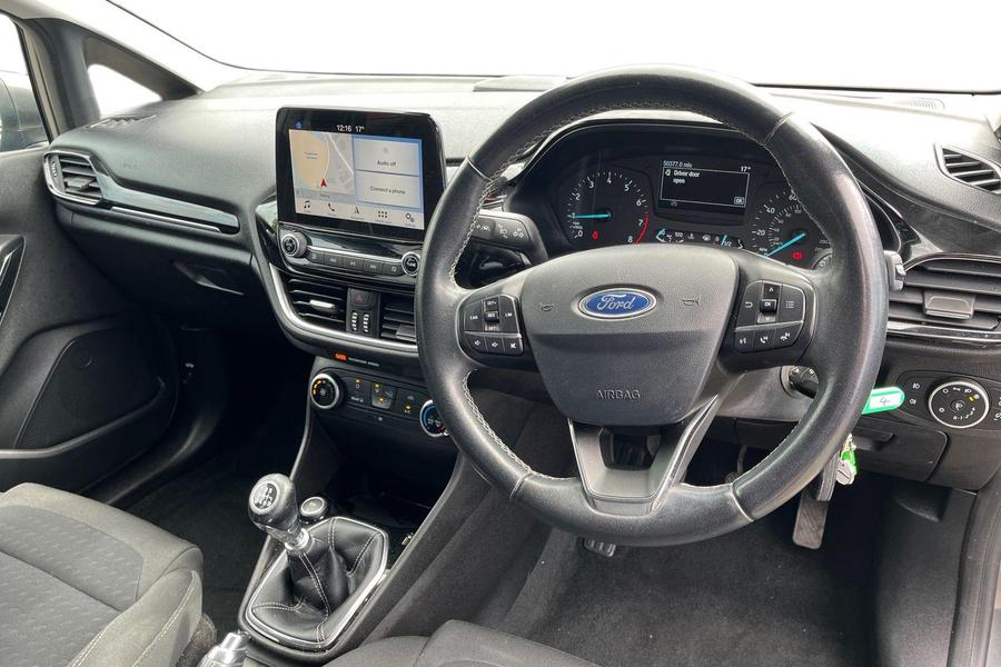 Ford FIESTA Photo autoimg-6860975d3eed304d58596fefdb58dcbd396af86d.jpg