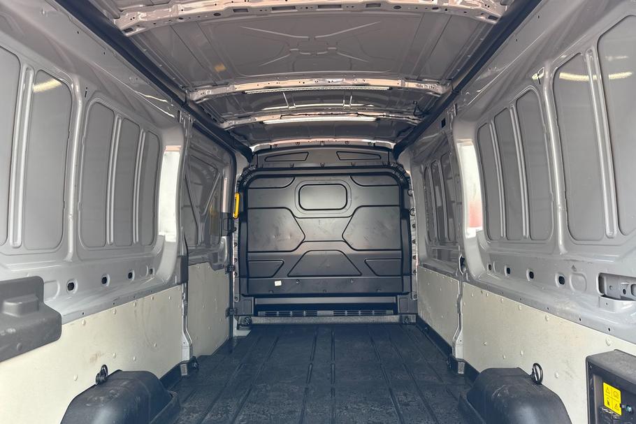 Used Ford E-TRANSIT BT75UVC 21