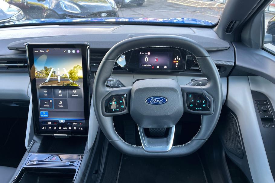 Used Ford EXPLORER 12