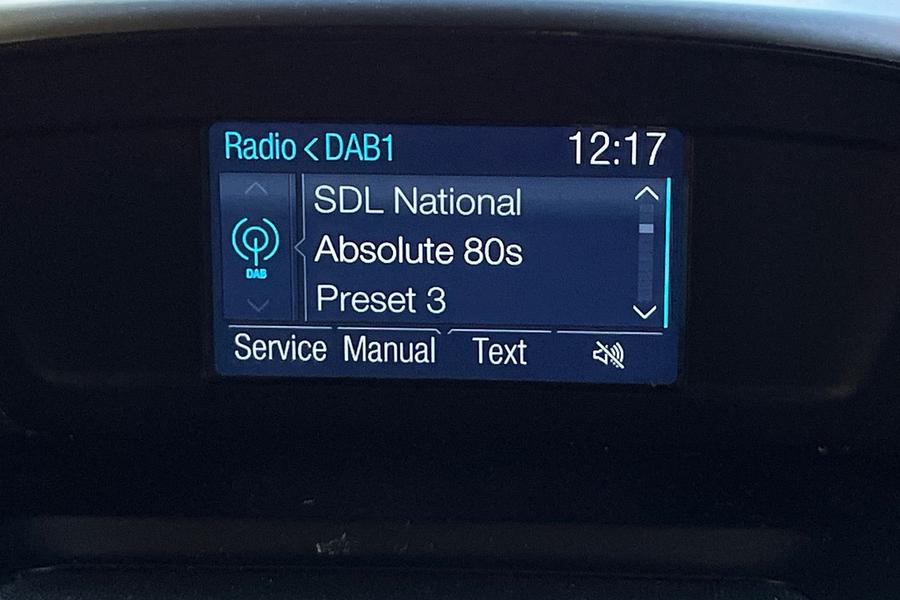 Ford Kuga Photo autoimg-6866bb5738f2a01cc33777d73e216e26b650f3b9.jpg