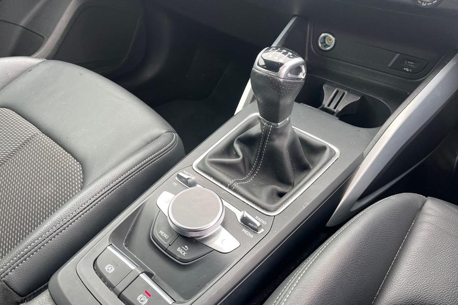 Audi Q2 Photo autoimg-6869e8ee33ec8dd2e992ca1561cdc5bfa4fb30d3.jpg