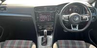 Volkswagen Golf GTI Performance Photo 7