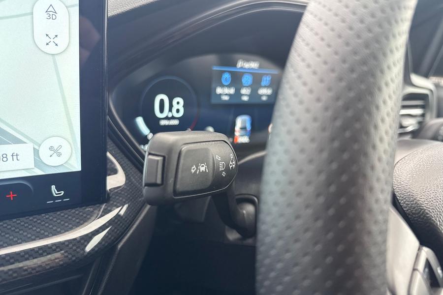 Ford FOCUS Photo autoimg-686ea867834e3c097d38266f7ef00f3f104cdad4.jpg