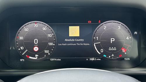 Land Rover Defender Photo autoimg-686edcc3c12c2089116e93bdc960e71b5dd1b1e0.jpg