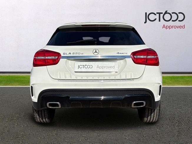 MERCEDES-BENZ Gla Photo 7