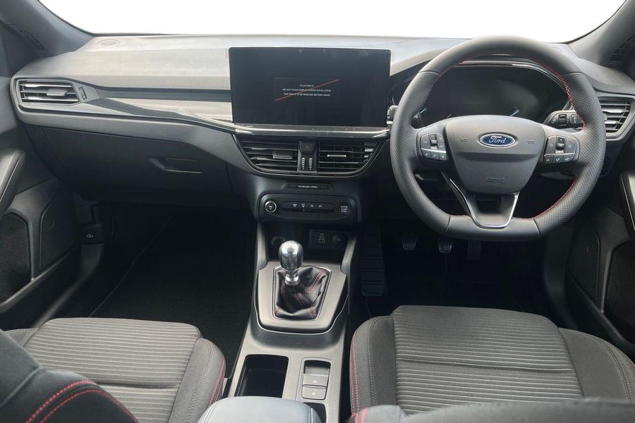 Ford FOCUS Photo autoimg-6873d803f79852eafcd5645ad8e309211e2e6149.jpg
