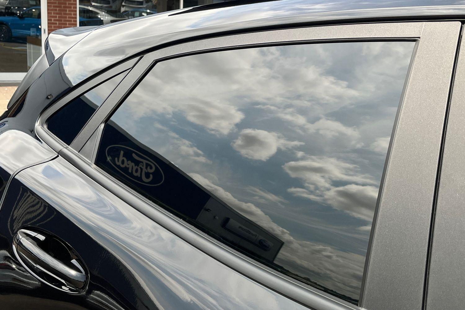 Ford PUMA Photo 38