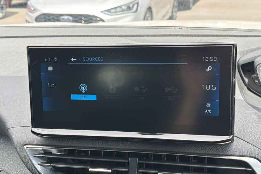 Peugeot 5008 Photo autoimg-6876a7f25cd32714550032fdd023848116c73b60.jpg