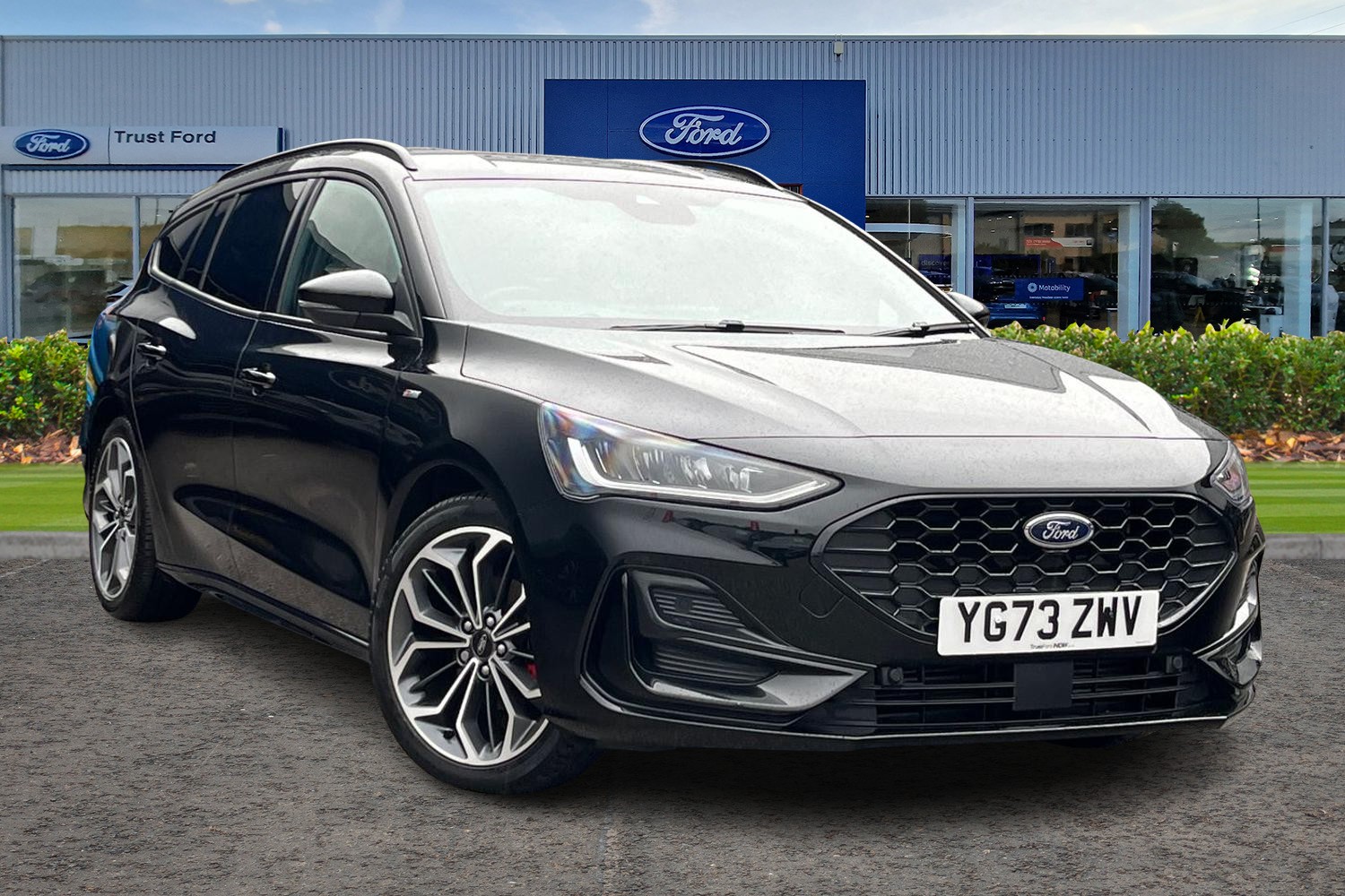 Ford FOCUS Photo 0
