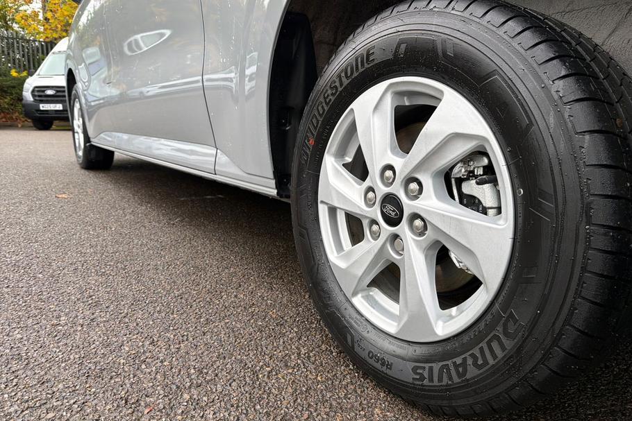 Used Ford TRANSIT CUSTOM 28