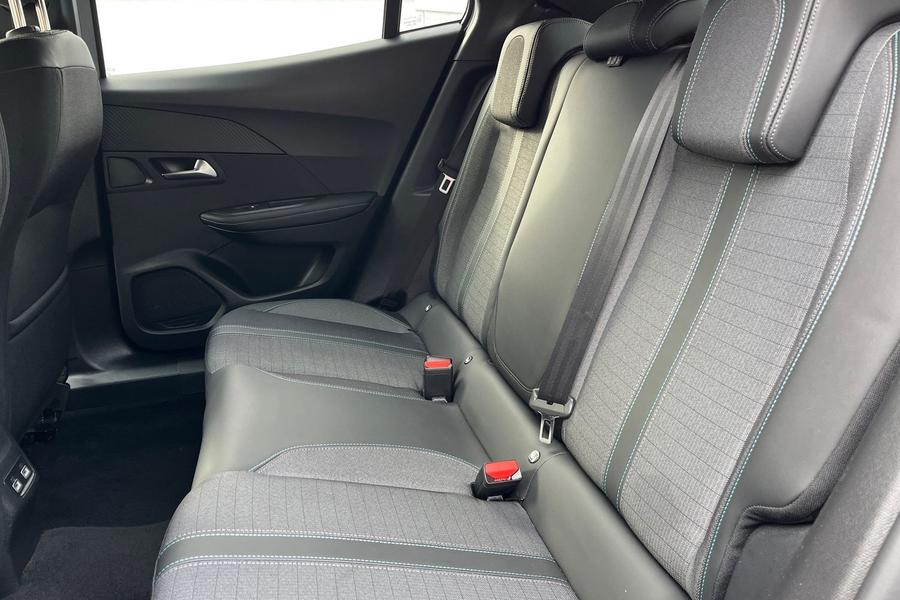 Peugeot 2008 Photo autoimg-6879310f6852690a8daaf3bf1586c6f7feec71bd.jpg