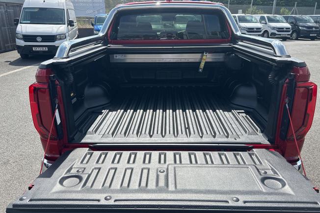VOLKSWAGEN Amarok Photo 12