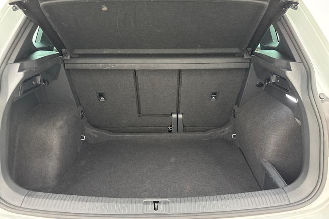 VOLKSWAGEN Tiguan Photo 12