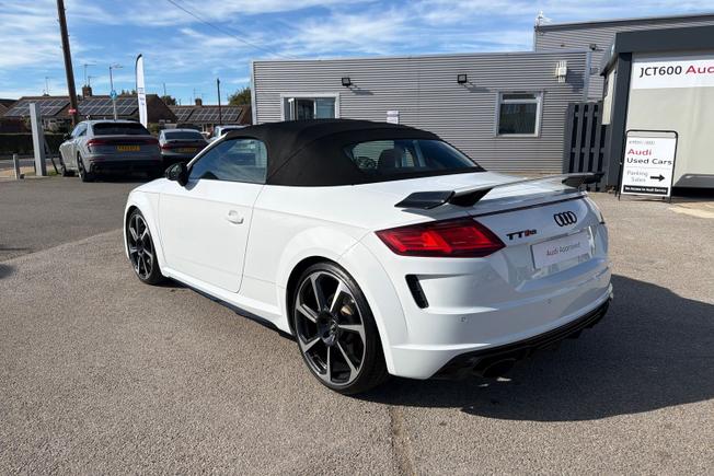 AUDI Tt Rs Photo 23
