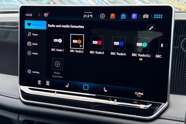 VOLKSWAGEN Tiguan Photo 13