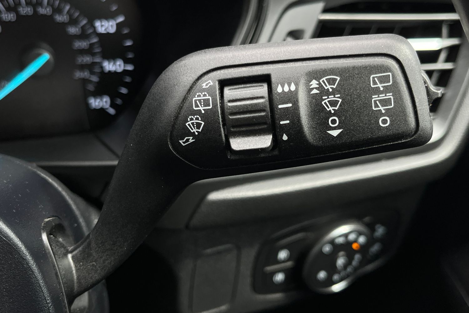 Ford Focus Photo 14