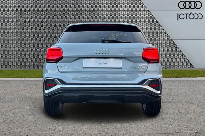 AUDI Q2 Photo 7