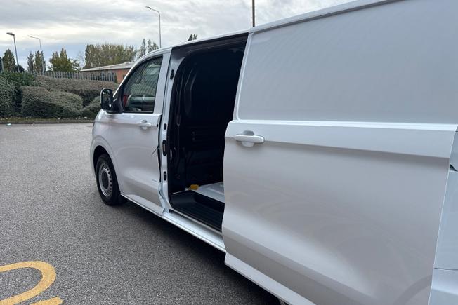 VOLKSWAGEN  Transporter Photo 30