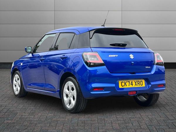 Suzuki Swift Photo autoimg-688e5d0cf196584083e9f5e2486938b594169f25.jpg