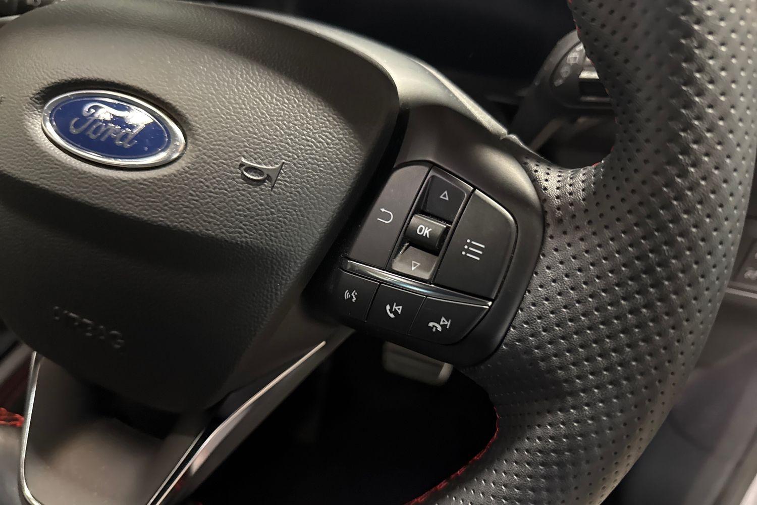 Ford KUGA Photo 29