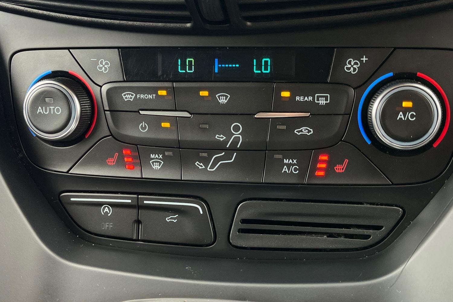 Ford Kuga Photo 30
