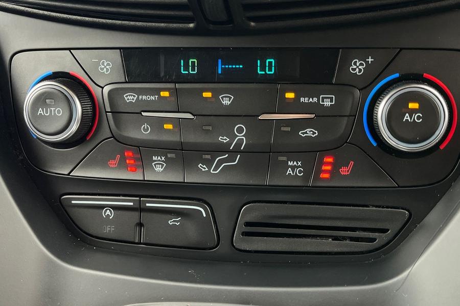 Ford Kuga Photo autoimg-6890388a3be27e2326e06349d6b5c9dc6ccc51d8.jpg
