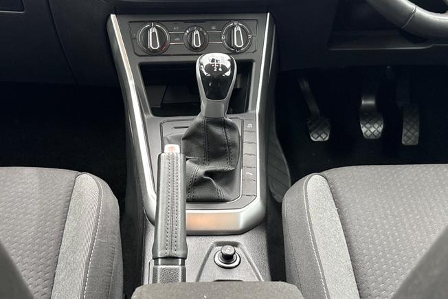 Volkswagen Polo Photo 34