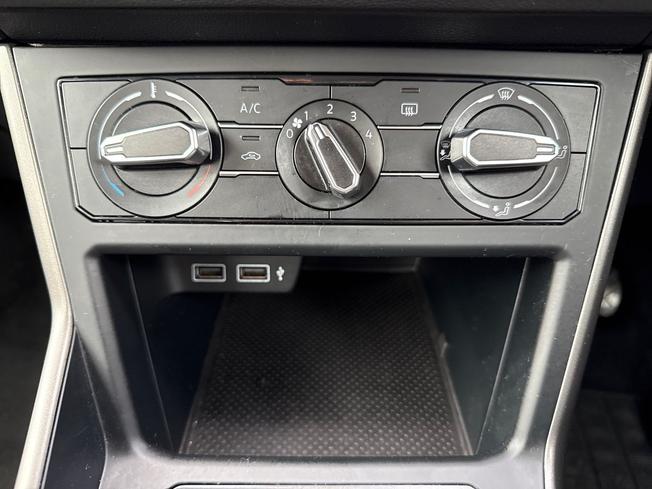 Volkswagen Polo Photo 35