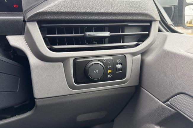 Volkswagen Transporter Photo 37