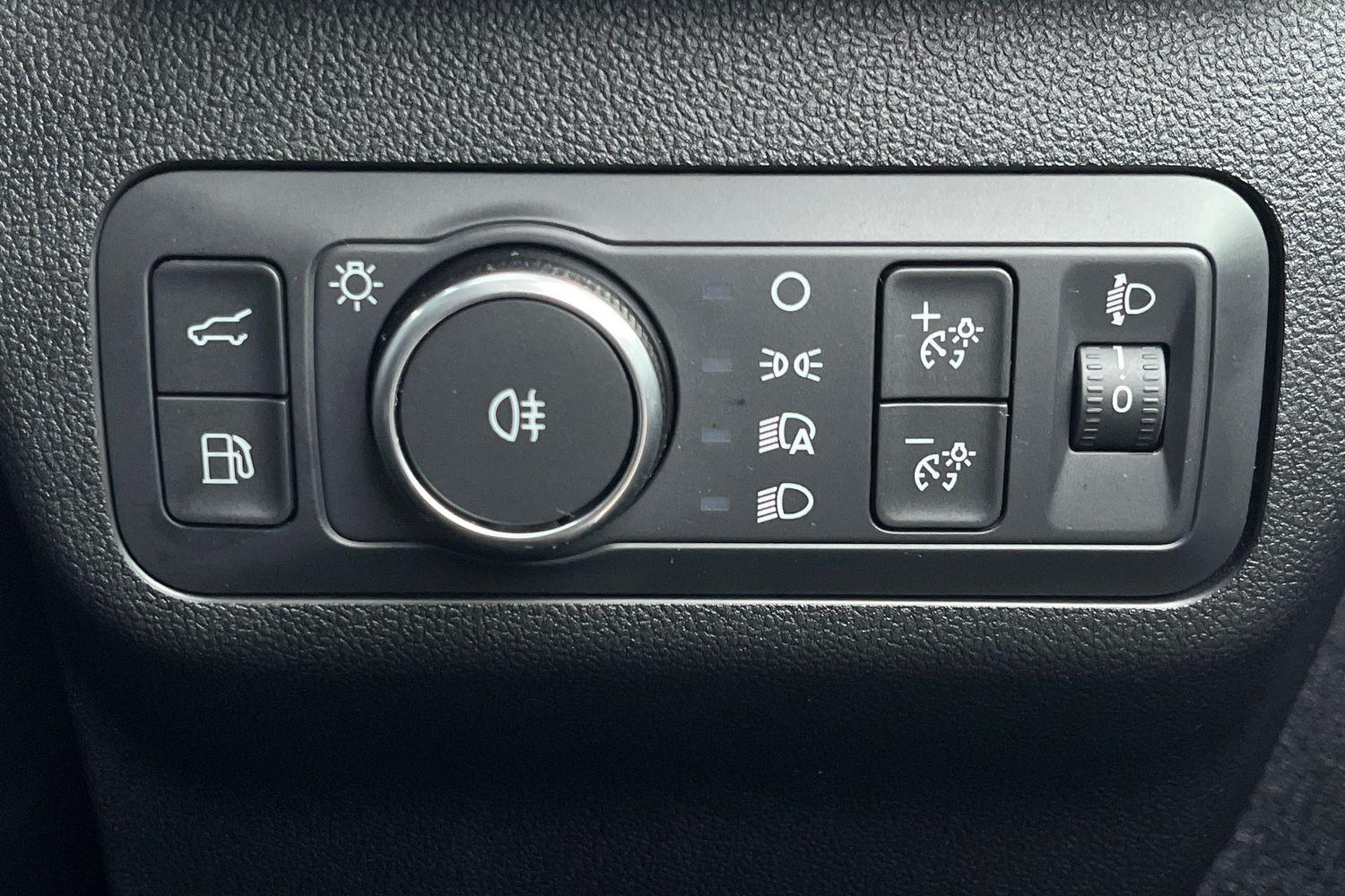 Ford KUGA Photo 22