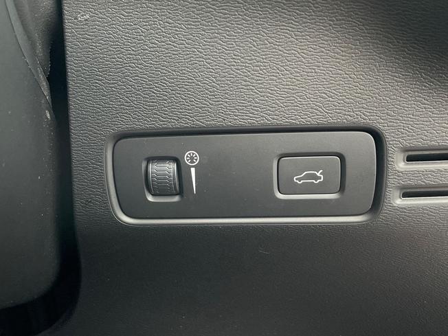 VOLVO XC40 Photo 42