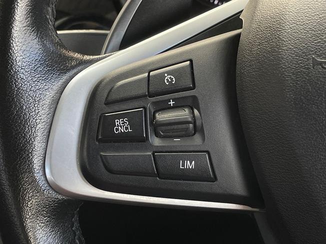 BMW X1 Photo 16