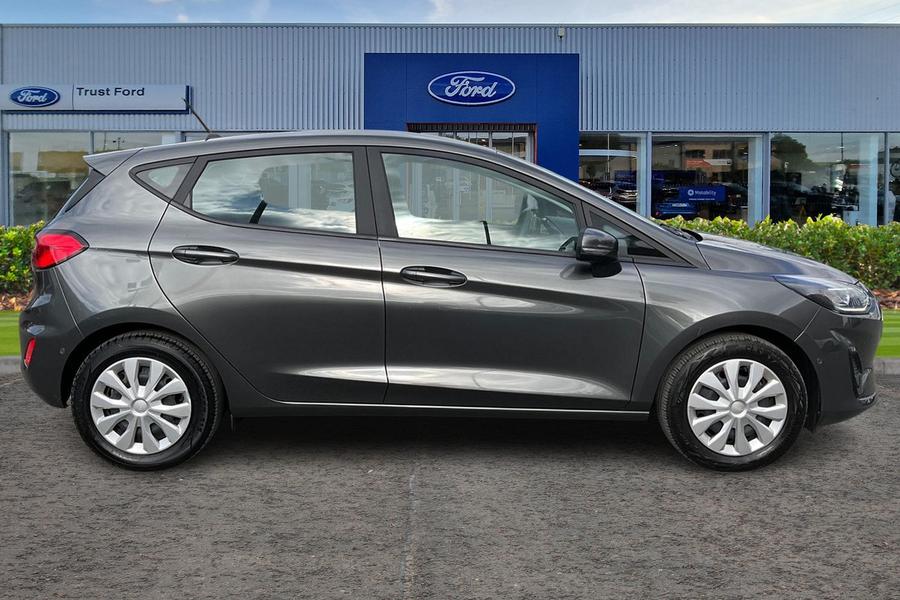 Ford FIESTA Photo autoimg-68aa0f33655393d5b658fb83730d444f936025c6.jpg