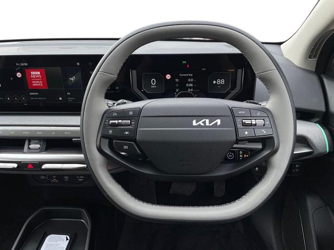 KIA EV4 Photo 11