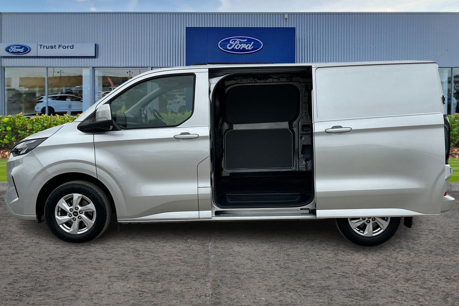 Ford TRANSIT CUSTOM Photo 5
